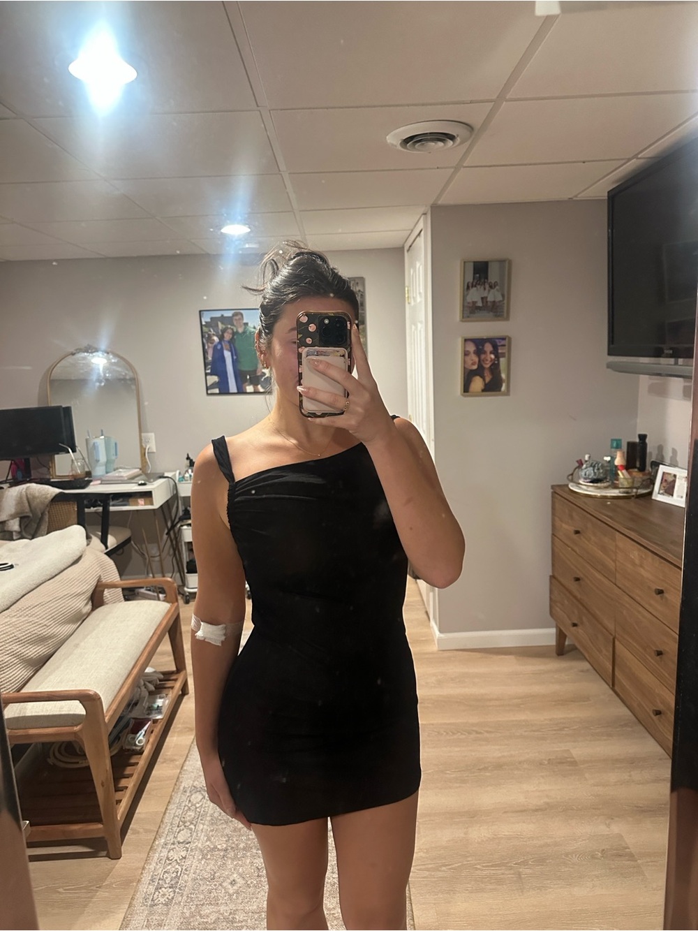 Black Bodycon Dress - Picture 2 of 4